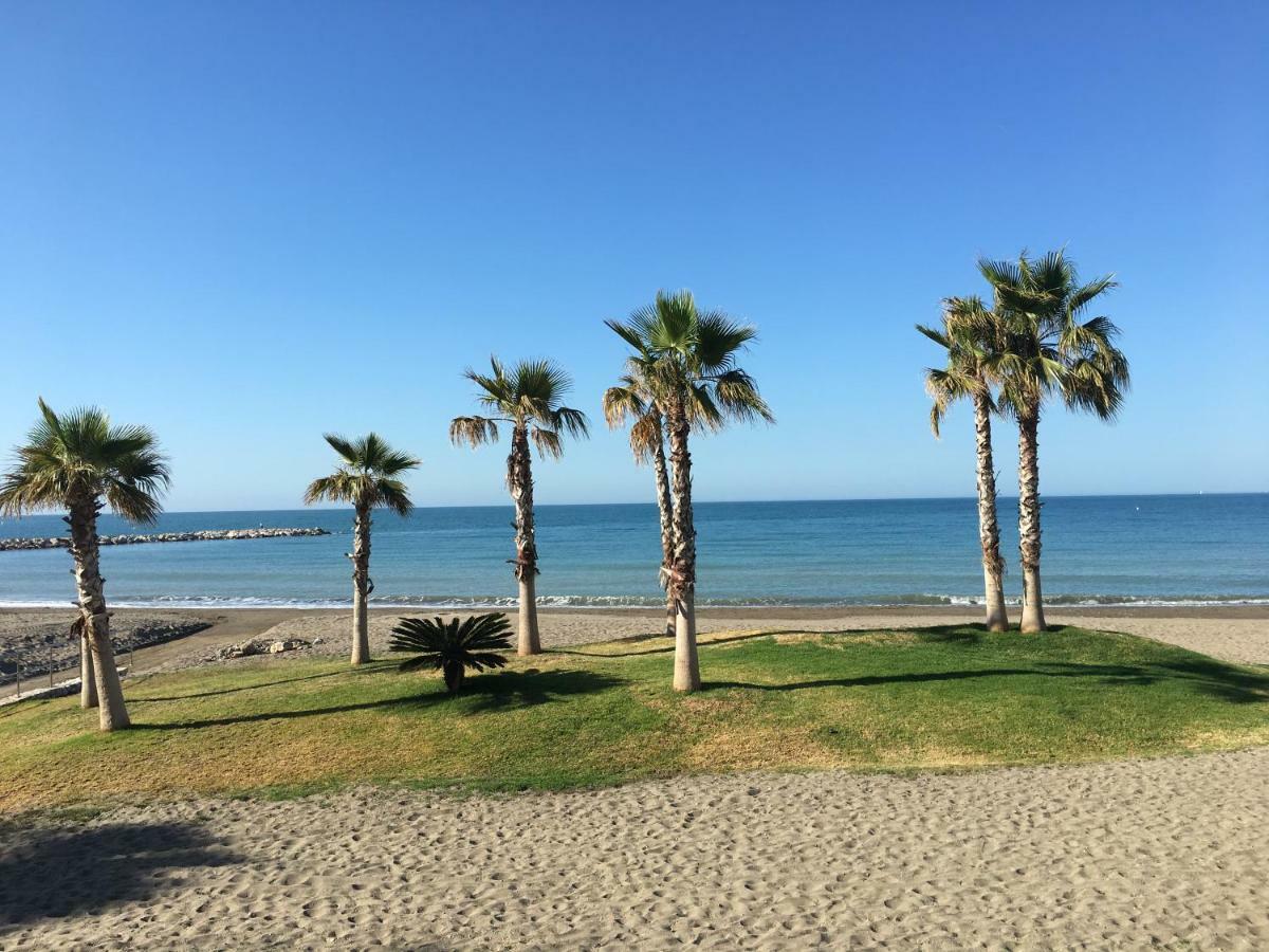 Apartamento Con Patio Malaga Luaran gambar